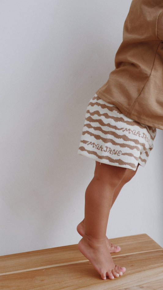 Seashell Knit Shorts - Chocolate