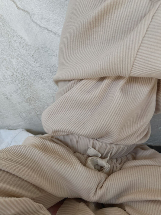 Lounge Set  - Almond